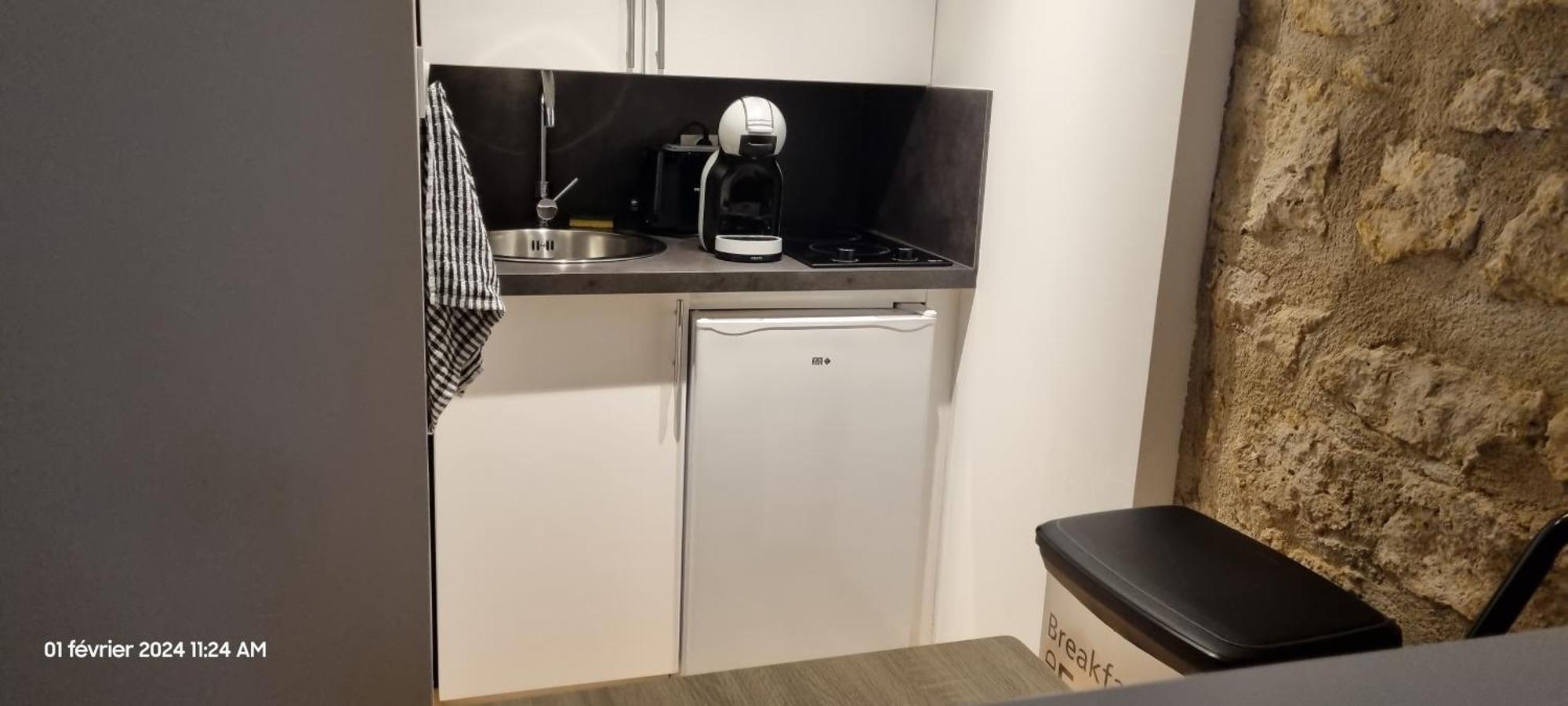 Cosy Bellamy Apartment อองกูแลม ภายนอก รูปภาพ