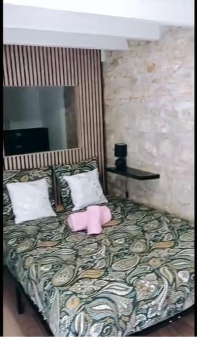 Cosy Bellamy Apartment อองกูแลม ภายนอก รูปภาพ